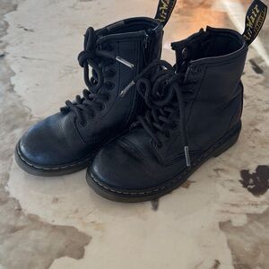Dr. Martens Classic Black Kids Boots